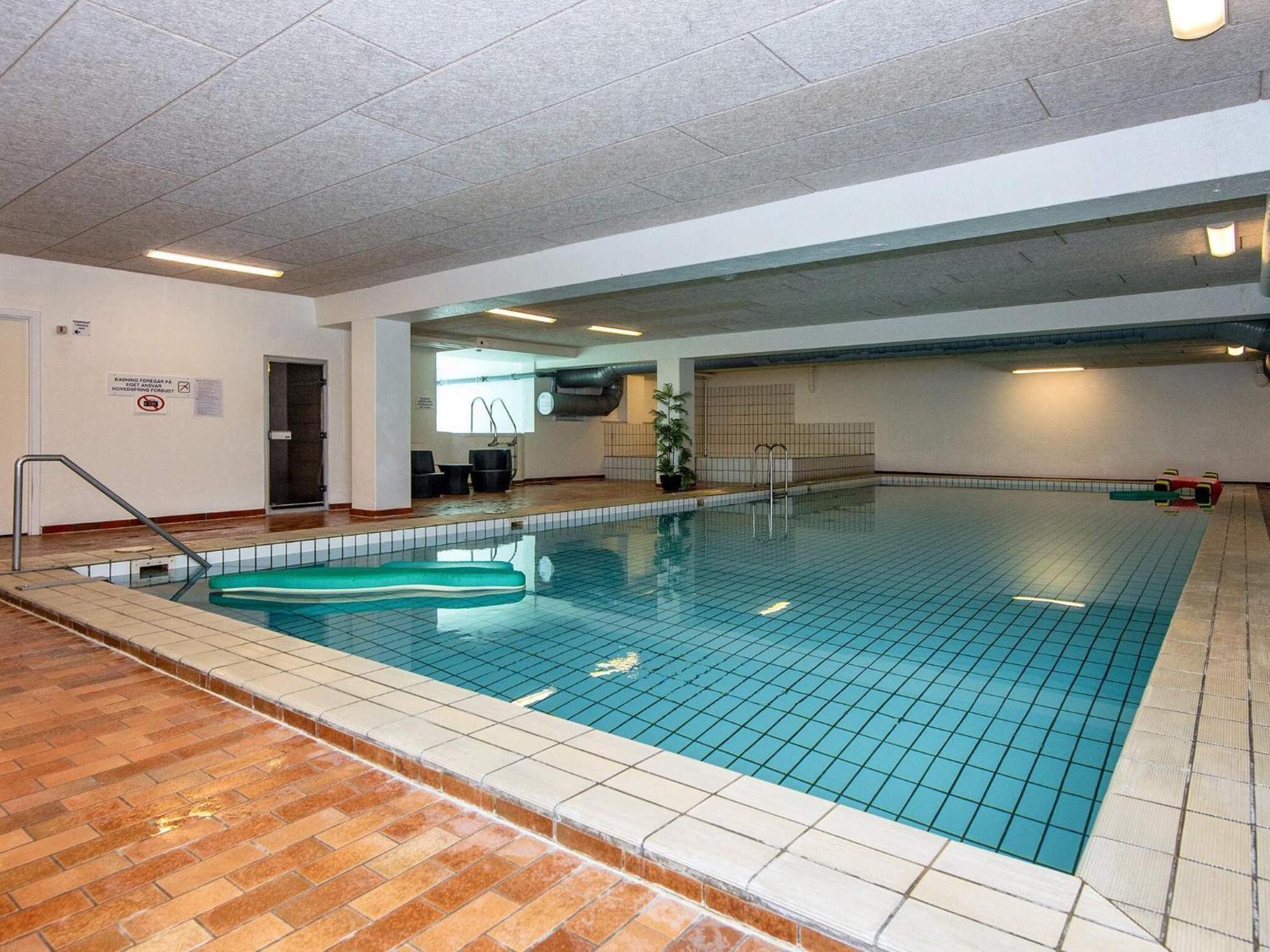6 Person Holiday Home On A Holiday Park In Glesborg Exteriör bild