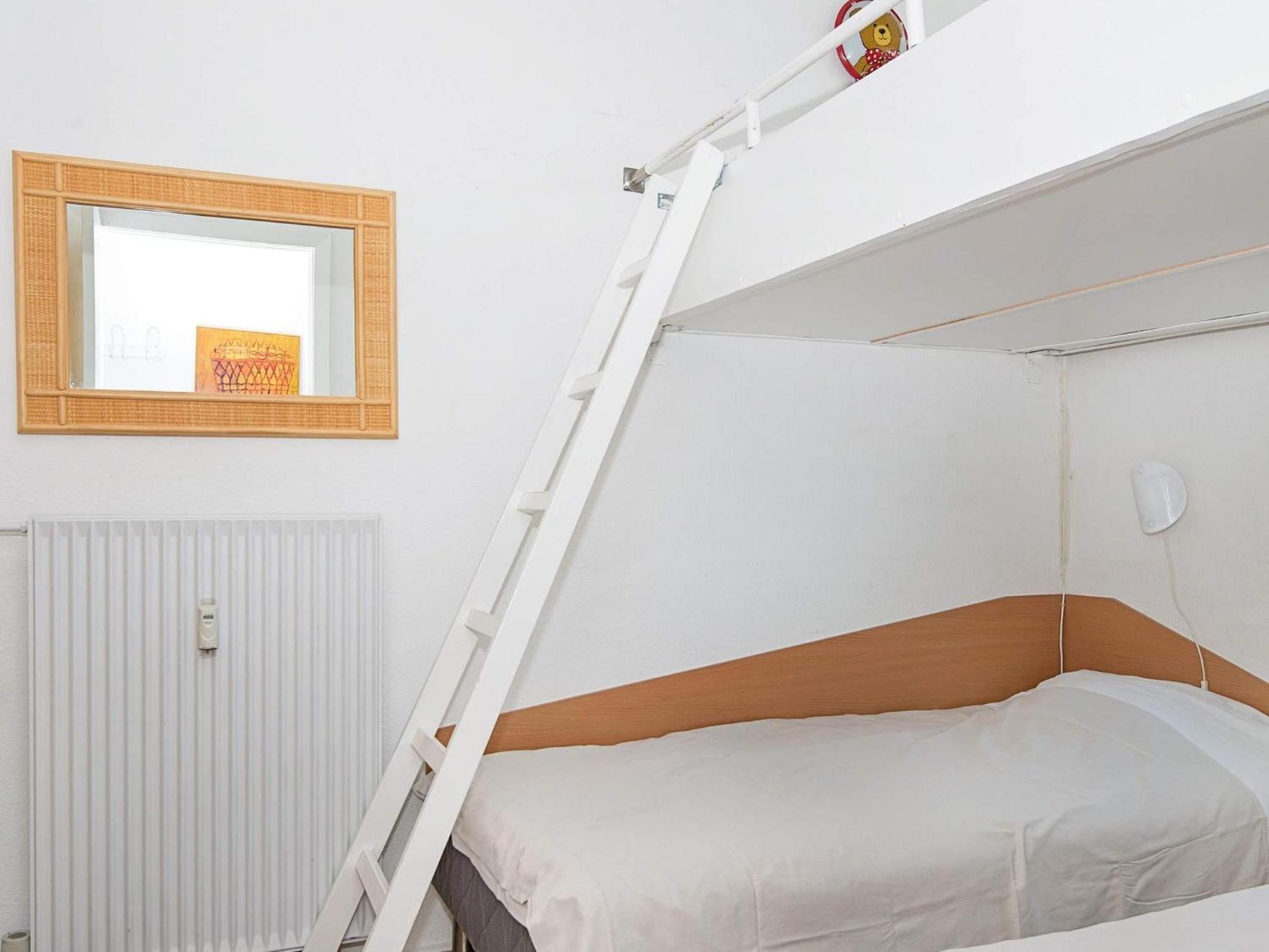 6 Person Holiday Home On A Holiday Park In Glesborg Exteriör bild